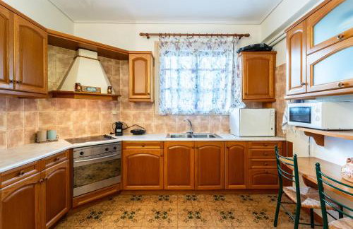 Avia's Seaside Hideaway with Lush Garden - Foto 11