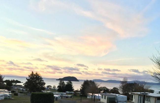 Motutere Bay Top 10 Holiday Park - Photo 60