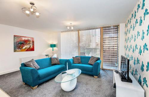 ShortstayMK Vizion apartments, with free superfast wi-fi, parking - Foto 82