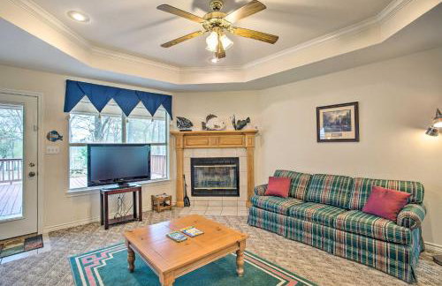 Family Alba Home w/ Boat Dock on Lake Fork! - Foto 3