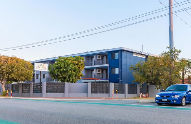 Batavia Apartment - Photo 34