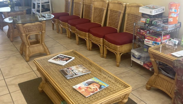 Coin salon dans le hall