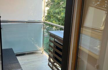 Apartament Julia 1-3 os Starowapiennikowa 42a z balkonem, klimatyzacją i miejscem parkingowym - Photo 8