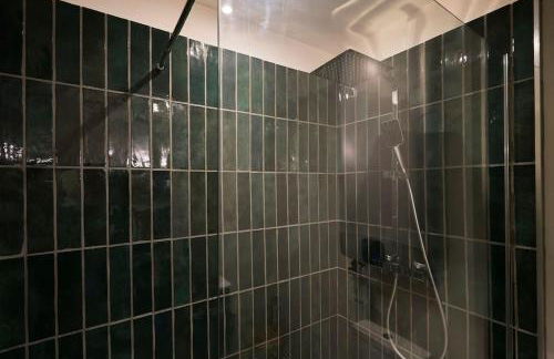 Appartement cosy proche du tram avec parking privé - Foto 52