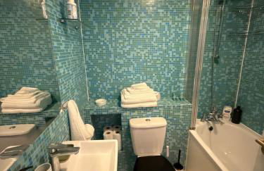 Cozy 1 Bed flat with Terrace close to Portobello - Photo 11