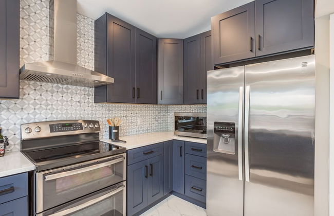 Great 6BR for All Ages/Heated Pool 5 Min to Beach by RedAwning - Foto 17