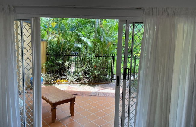 The York Beachfront Holiday Apartments - Photo 26