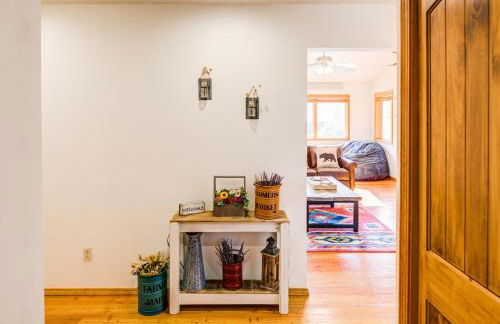 Alpine Highmark by KABINO Hot Tub Fire Pit Fully Fenced Backyard WiFi - Foto 27