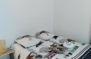 Maison spacieuse avec piscine et jardin - Foto 17