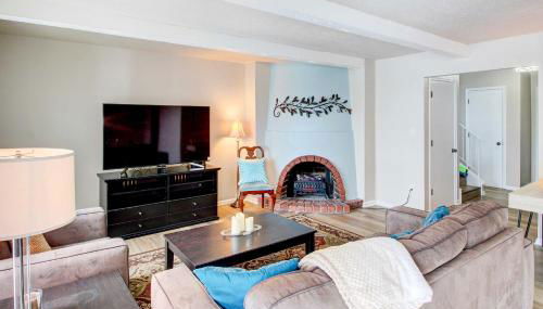 Pleasant Condo - 14 Mi to Dtwn Kansas City - Foto 4