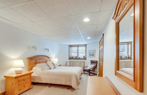 Ski-In Resort Family Condo with Deck at Jay Peak! - Foto 17