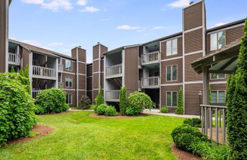 Brook Haven Condo - Downtown Blowing Rock Ground Floor Fully Stocked with 2 King Beds - Foto 27
