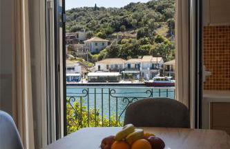 Plaka's House - Photo 8