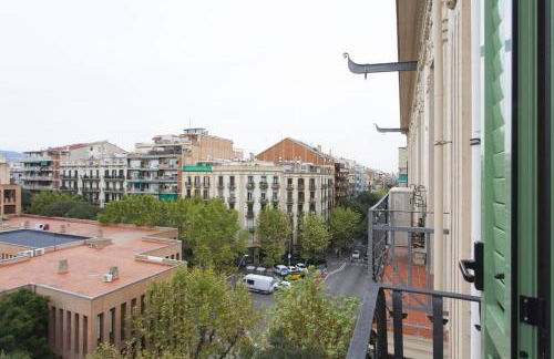 Bright & Spacious Family Flat in Central Barcelona - Foto 13