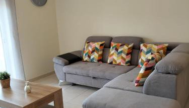 T2 Infante 101 A C Moderno Wi-fi Garagem 50M Praia - Foto 2