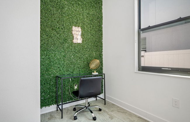 Luxury Modern Villa w/ Pool, Jacuzzi & Amenities! - Foto 70