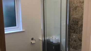 Unique one bed contemporary bungalow town centre - Foto 5, Shower