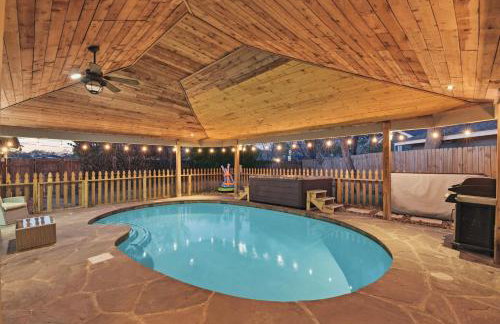 Pool Hot-Tub - 4 BR Luxury Home in Friendswood - Foto 26