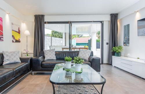 Casa moderna con piscina, Wi-Fi, AA, barbacoa y parking en Sant Pere Pescador - ES-89-73 - Foto 24