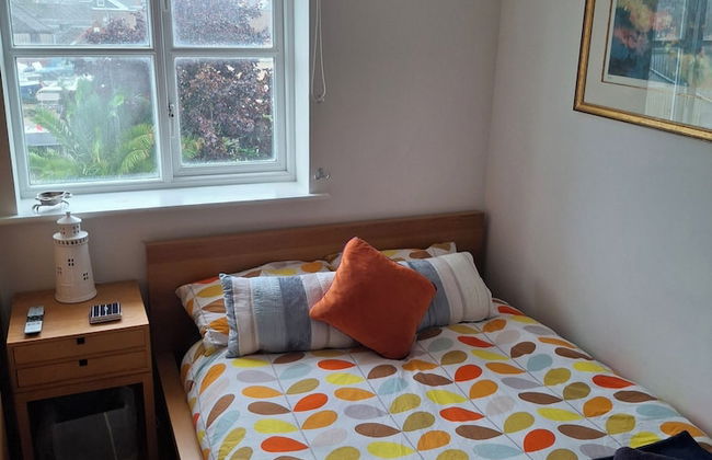 Marina View, South Facing Balcony Sunny Apartment - Foto 5