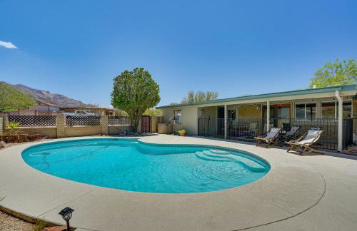 Near Catalina Hiking Trails Mtn-View Home with Pool - Foto 1