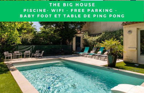 Big House - Parking Privée - Piscine - Wifi - tout équipée - Foto 1