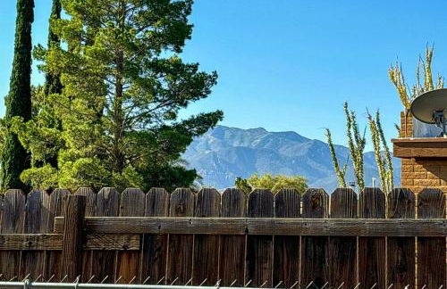 Mtn-View Home with Large Yard and BBQ in Sierra Vista! - Foto 2