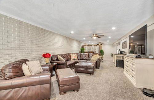 Moon River Smart-Suite near Interstate 44 and Airport - Photo 25