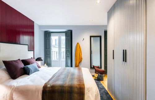 Stylish 4 suites +patio luxury apartment Gran Via - Photo 22