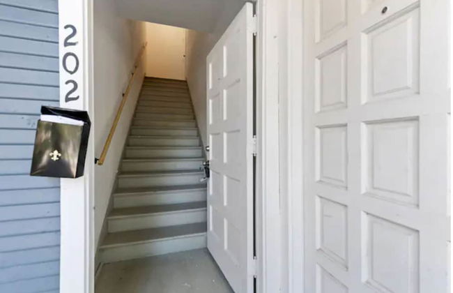 Impressive Cozy Historic 2BR Apt 202 Near Downtown - Foto 26