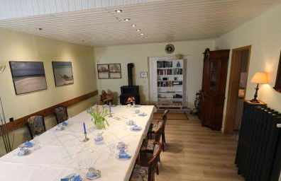 Erlenhof-Steinau-Fachwerkhaus-mit-Reetdach - Foto 13