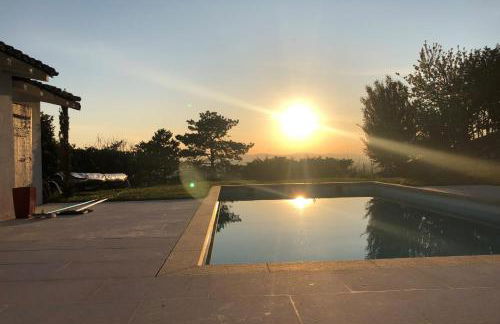 Le Cerf - House with view and swimming pool - Photo 42