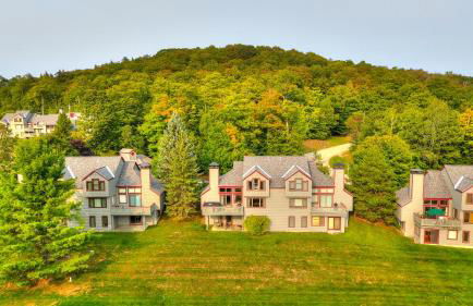 Stratton Mountain Condo with a Hot Tub! Sleeps 12! - Photo 76