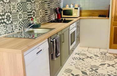 Gîte Le Bellevue avec piscine privative - climatisation - Foto 7