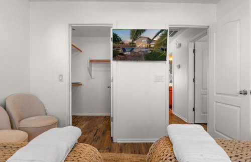 Serenity Splash Upscale Stay Pool Game Lounge - Foto 21