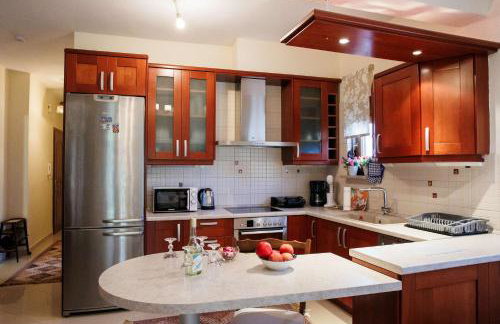 Anastasia's Kastoria Cozy Modern Garden Retreat - Foto 2