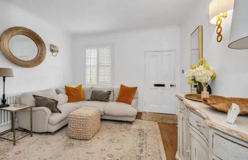 Charming Church Walk, Long Melford - 2 bedroom property with parking - Foto 12