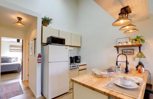 Pet-Friendly Oak Harbor Condo Walk to Lake! - Foto 2