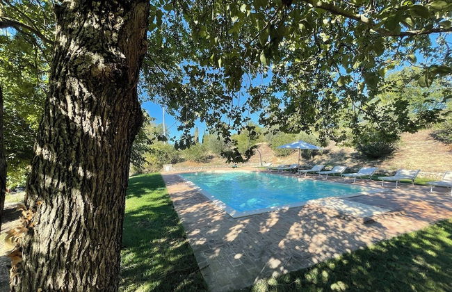 Detached Villa - Sleeps 10 - Pool - Pergola - Playground for Children - Wifi - Foto 50