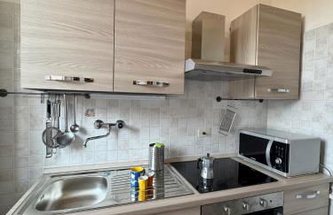 Bologna Fiera - Train Station Apartment - Free parking - Foto 12