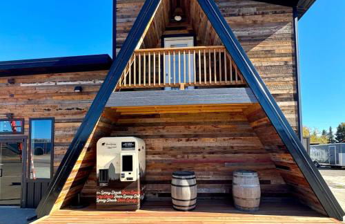 Glacier Alpine Escape - Photo 1