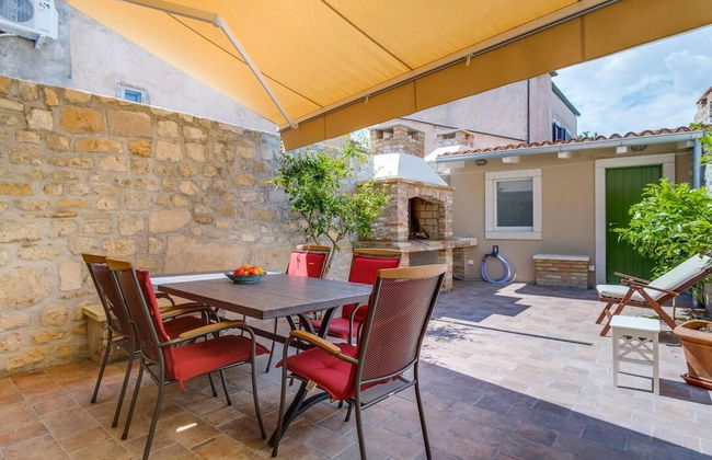 Impeccable 4-bed Apartment in Osor - Foto 20