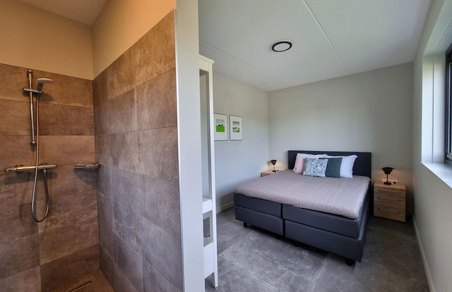 Luxurious Detached Water Villa With Jetty - Foto 31