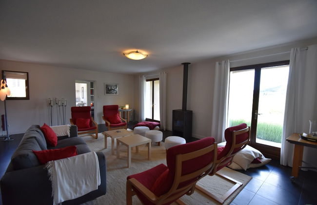 Villa With Heated Pool, Jacuzzi, Sports Field and Stunning Views - Photo 31