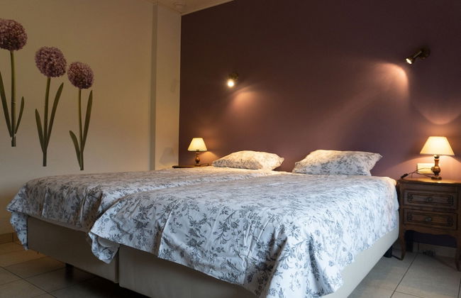 Detached, Luxurious Holiday Villa with Swimming Pool, Hot Tub, Sauna - Photo 4