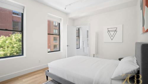 Renovated 2 Bed 2 Bath Apt in Prime Midtown - Elevator - Laundry - Foto 3