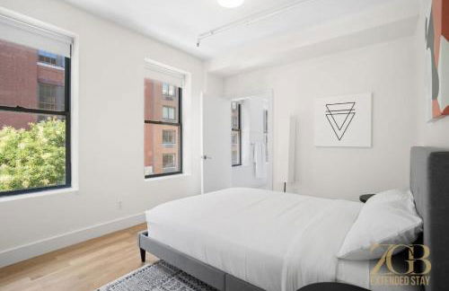 Renovated 2 Bed 2 Bath Apt in Prime Midtown - Elevator - Laundry - Foto 3