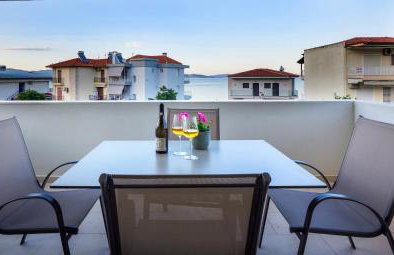 Marthina Luxury Living - Photo 51