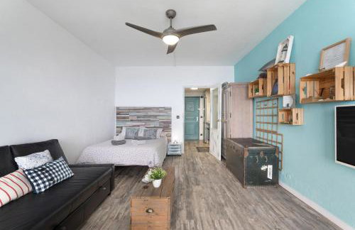 The Blue Lighthouse - Foto 24