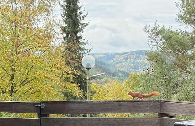 Bungalow With View Near Coo - Photo 24